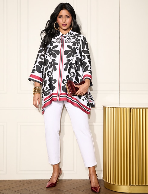 3 models pose in outfits from Ulla Popken