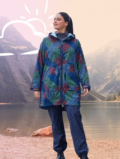 Sustainability The model is wearing a light blue functional jacket