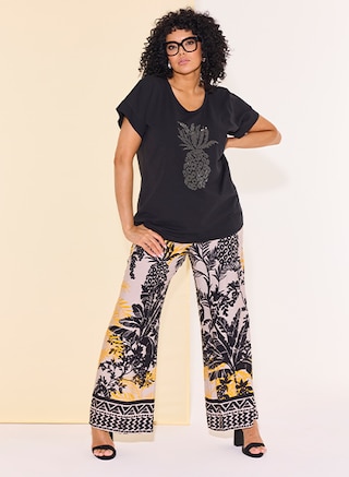 The model poses in the new collection from Modern View