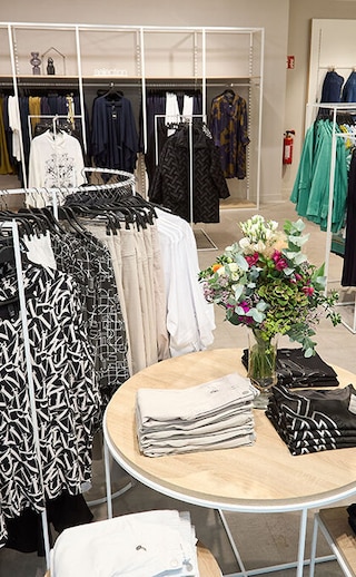 SHOPPING GUTSCHEINE Wir schenken dir bis zu 20€* für den nächsten Einkauf
