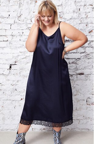 Slipdress mit Spitzenborte Slipdress mit Spitzenborte
