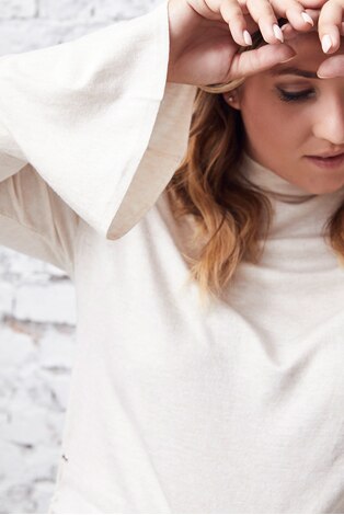 Pullover mit Schnürung Pullover mit Schnürung